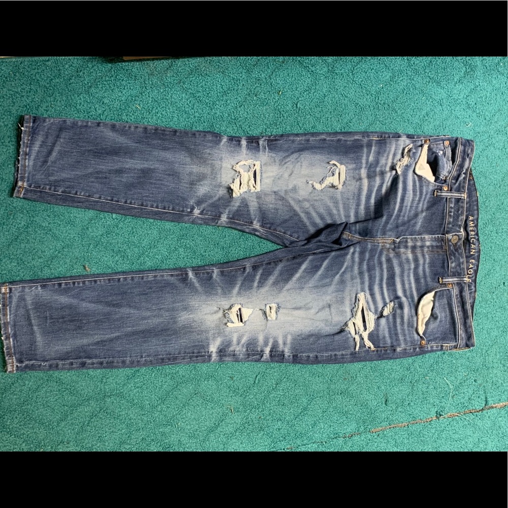 American Eagle Skinny jeans.